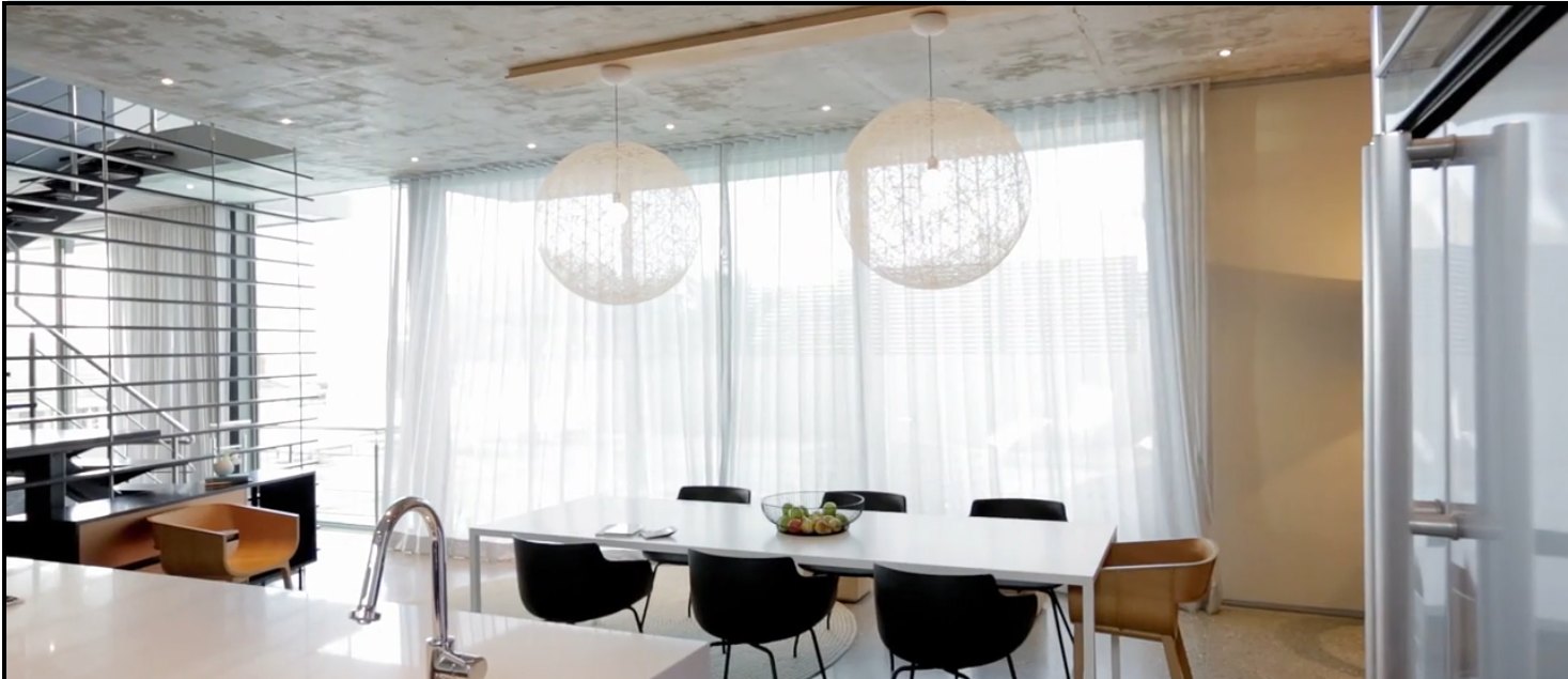 Ambiente ristrutturato - vista cucina e sala